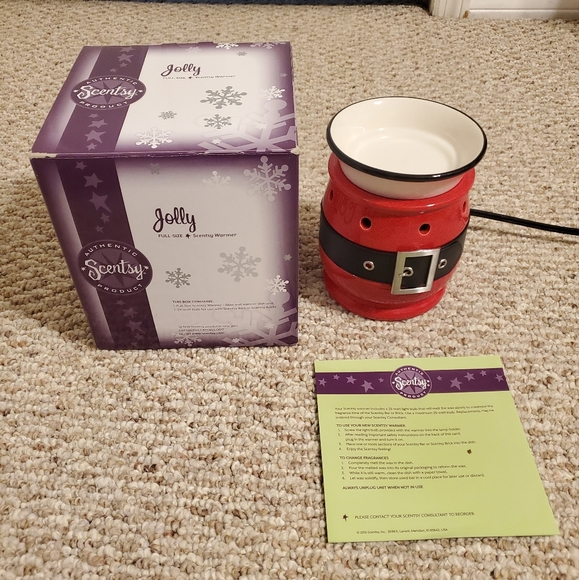 SCENTSY Jolly Santa Suit Full Size Warmer Holiday Collection RETIRED - Picture 1 of 6